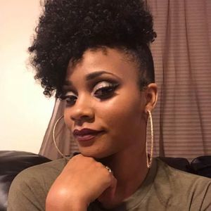 Meet your Posher, Vicky